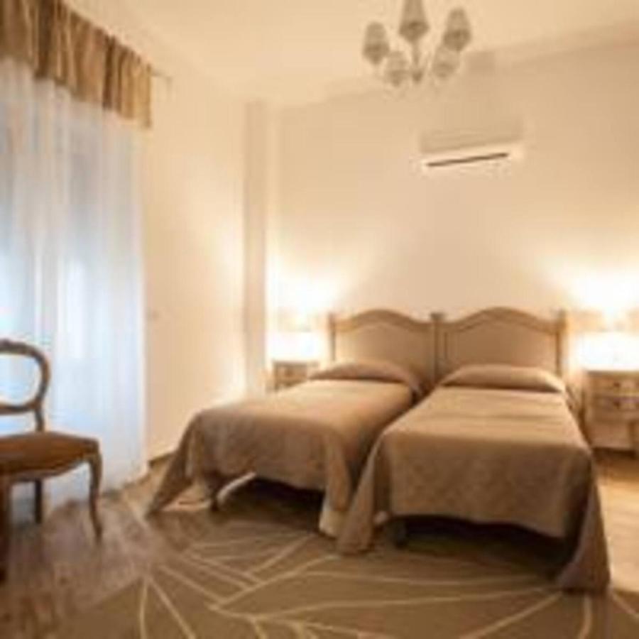 City Garden Guest House Ольбия Экстерьер фото