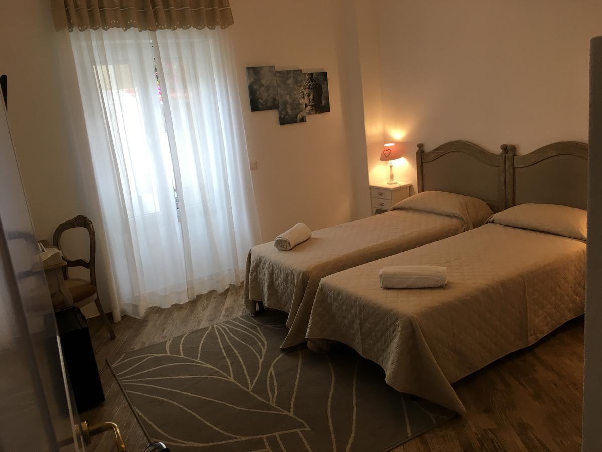 City Garden Guest House Ольбия Экстерьер фото